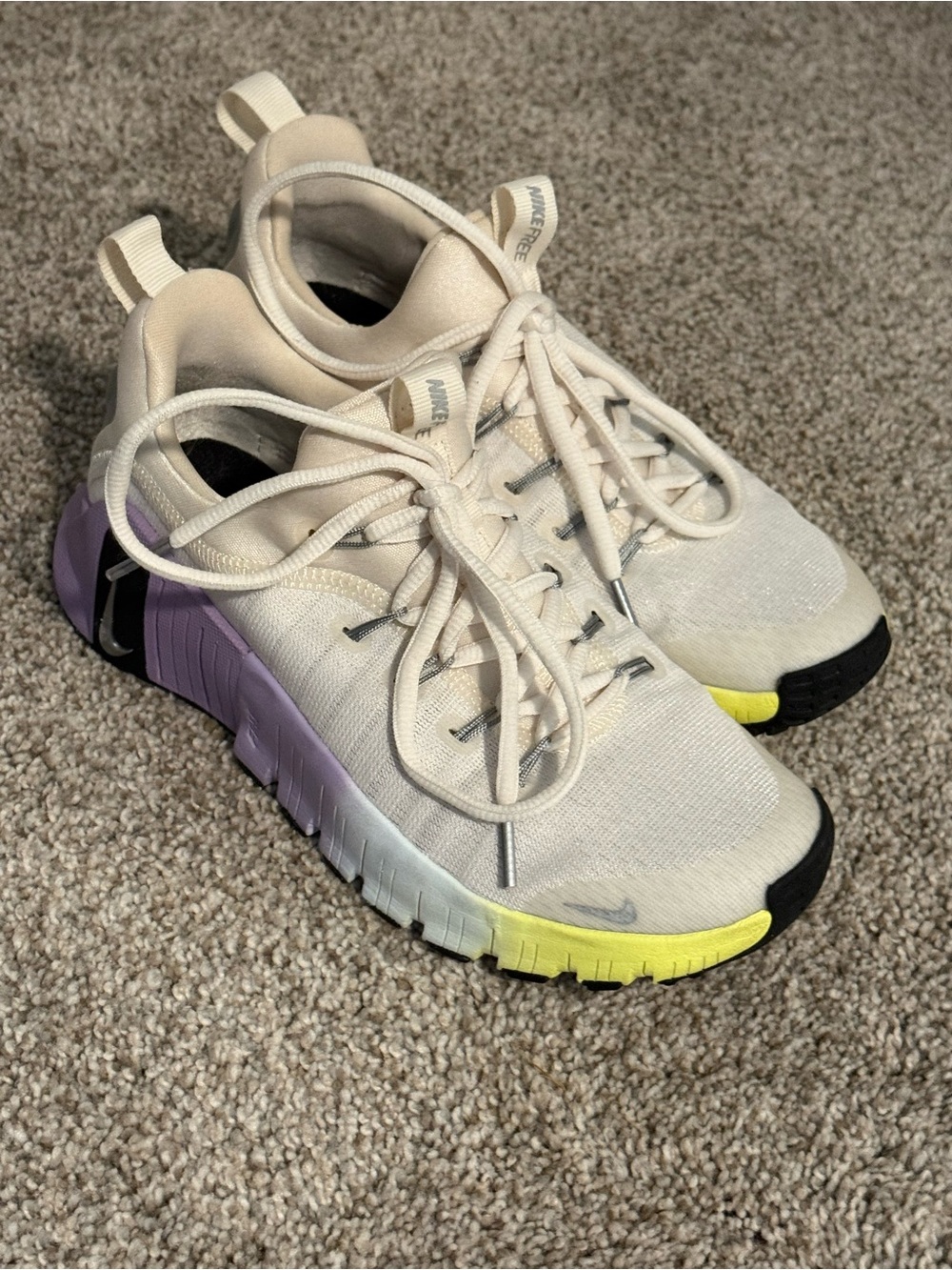 Nike Women’s - Nike Free Metcon 6 SE